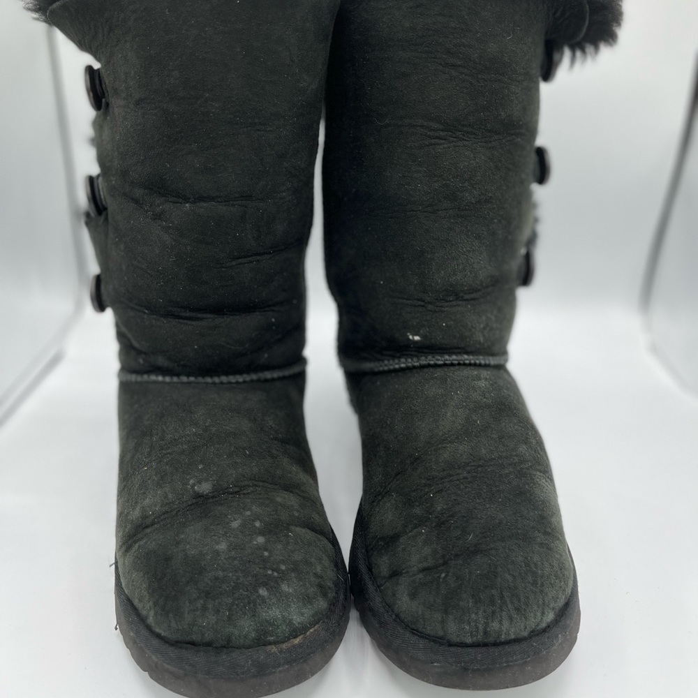 UGG Bailey tall triple button boot black US Size 5